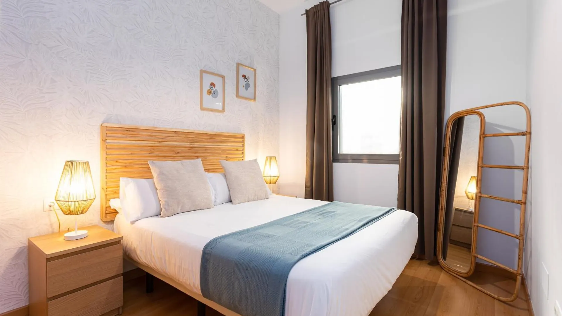Holidays2Malaga Victoria Next Old Town High Speed Wifi 0*,  Spagna